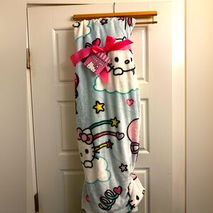 NEW Hello Kitty Throw